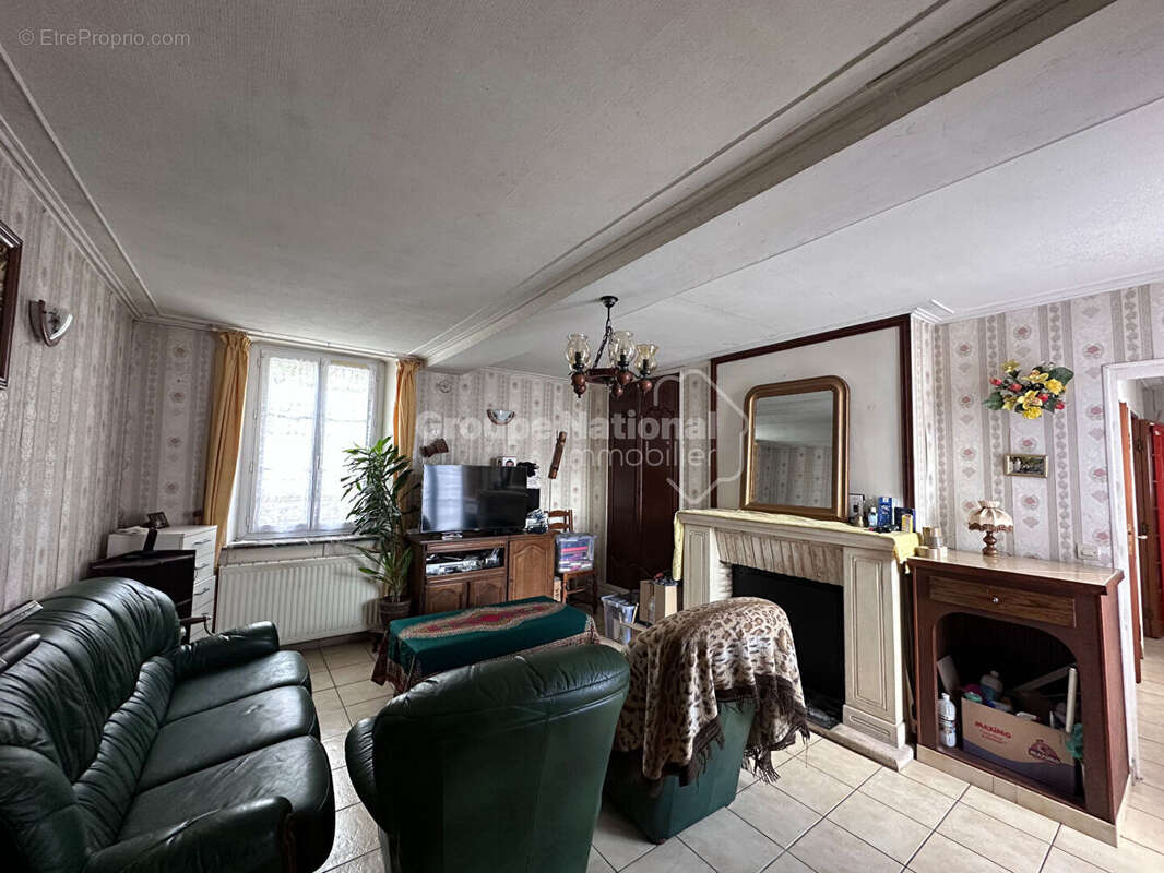 Maison à TAILLEFONTAINE