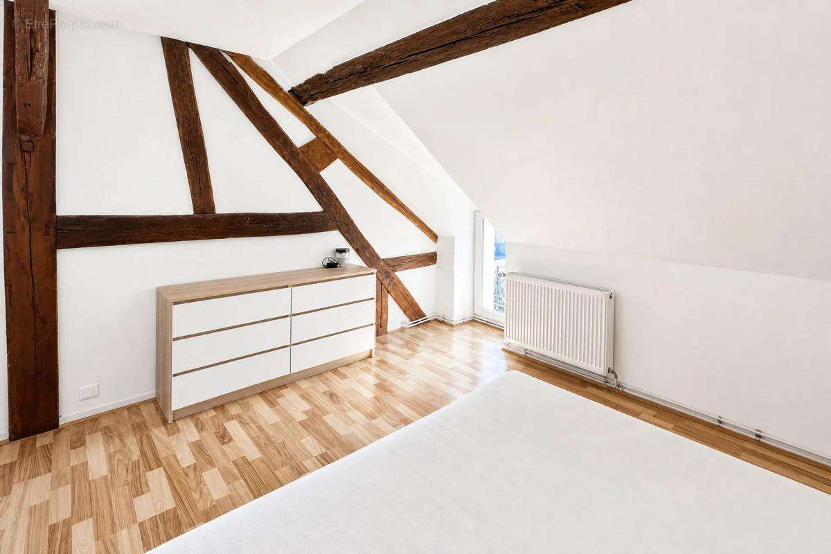 Maison à CHATILLON-LA-BORDE