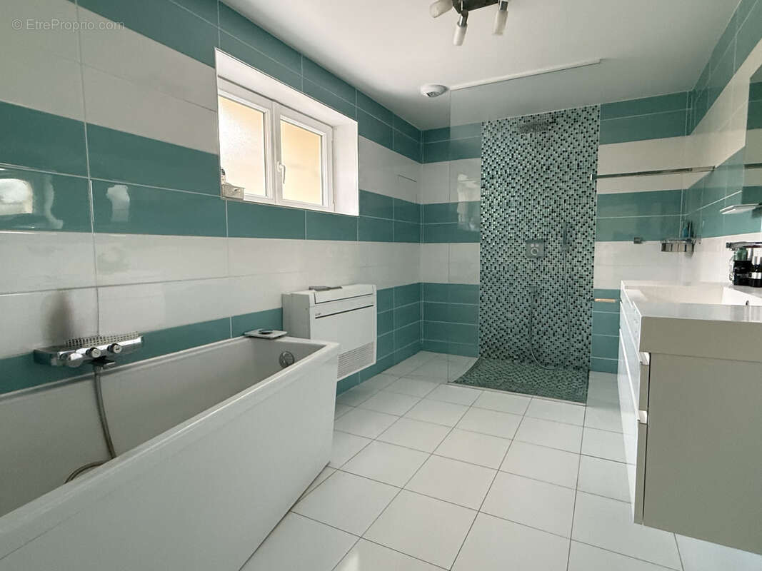 Maison à CRENEY-PRES-TROYES