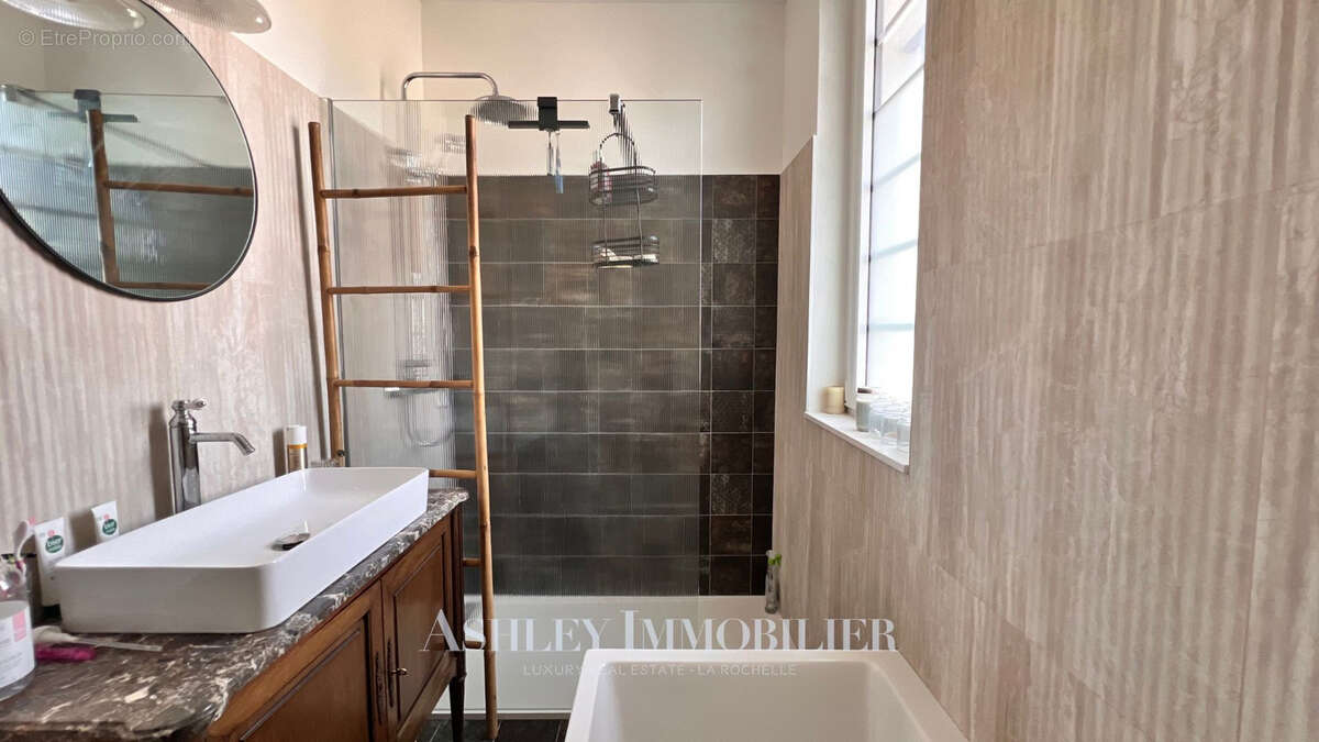 Maison à LA ROCHELLE