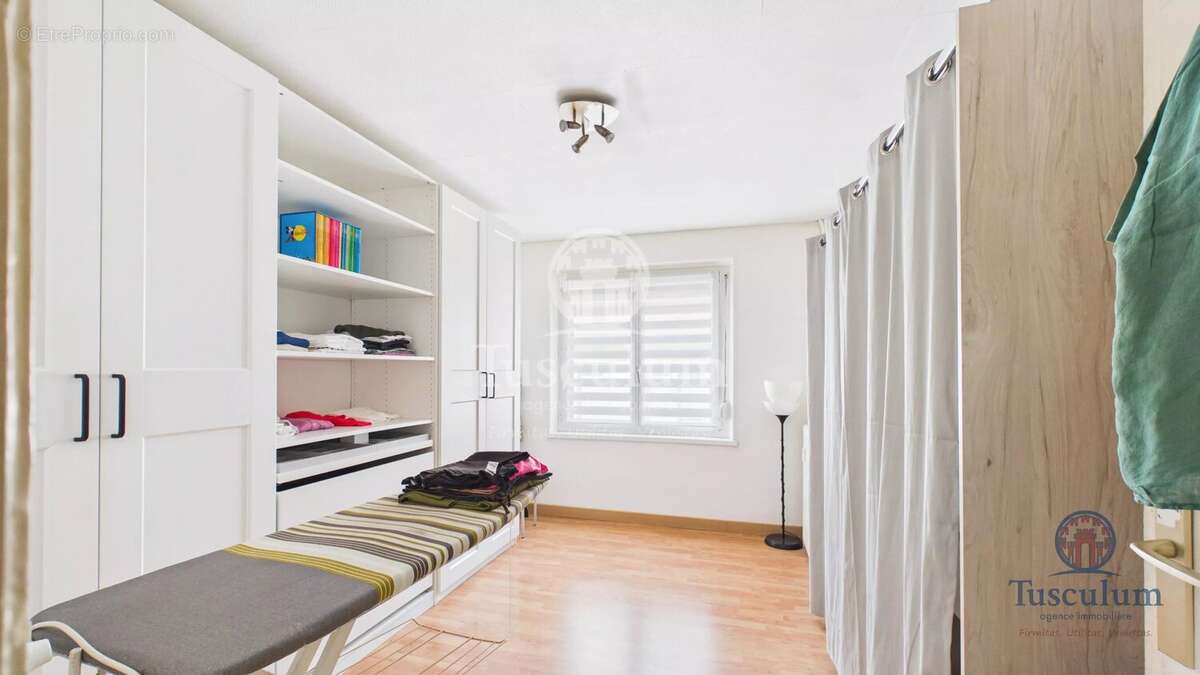 Appartement t5 – 106 m² – 4 chambres – balcon – villerupt centre - photo 7