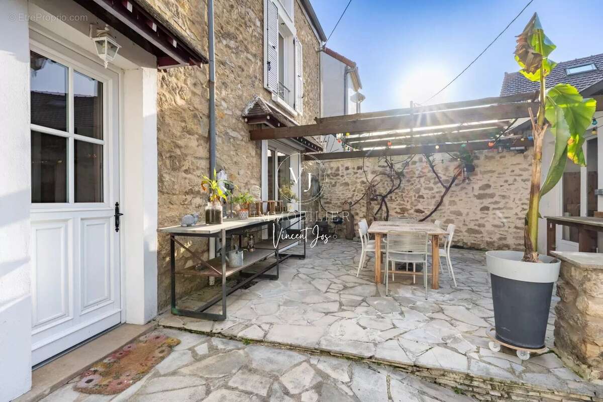 Maison à BRUEIL-EN-VEXIN