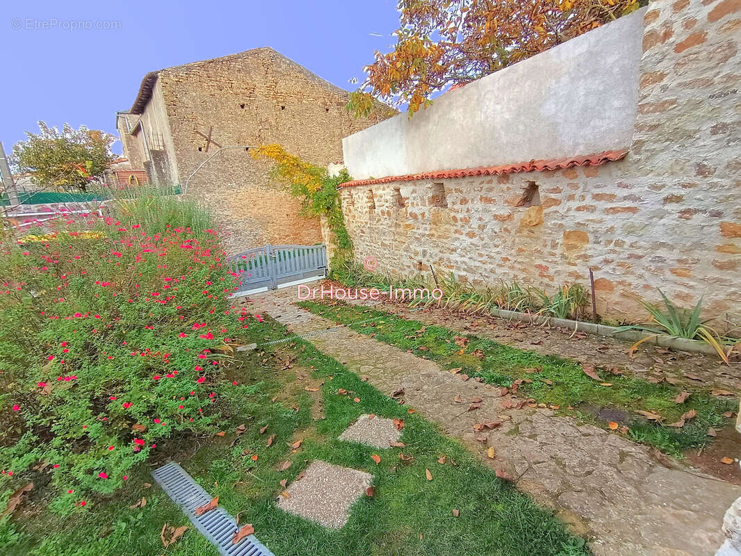 Maison à THOUARS