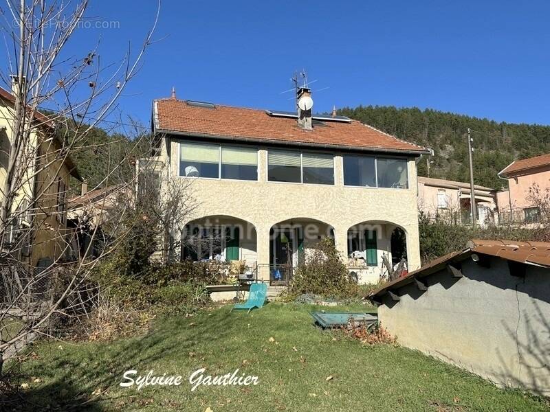 Maison à VEYNES