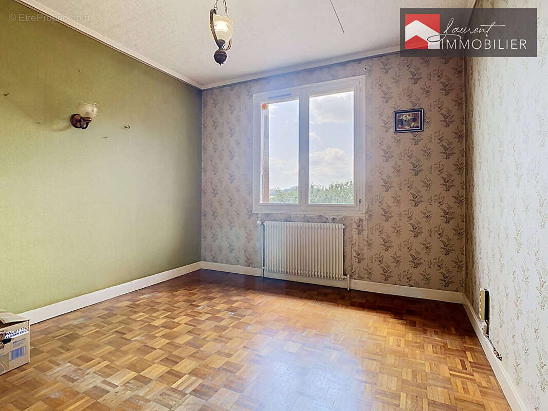 A VENDRE: Maison familiale avec hangar à BRIENNE - photo 8