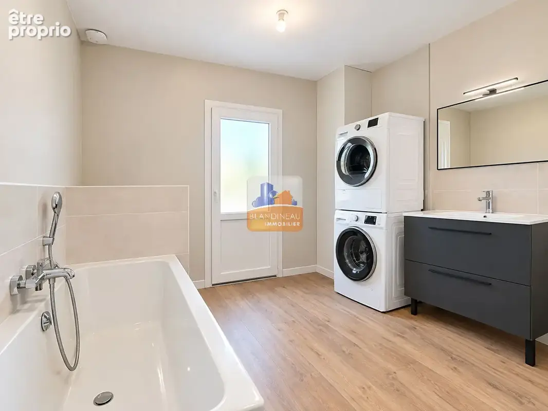 Bouguenais les couets- maison de plain pied 138 m² - 4 chambres - dependances - photo 9