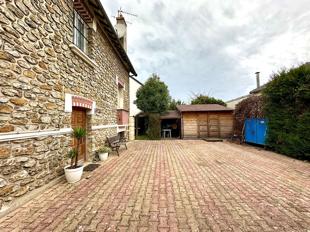 Maison à ATHIS-MONS