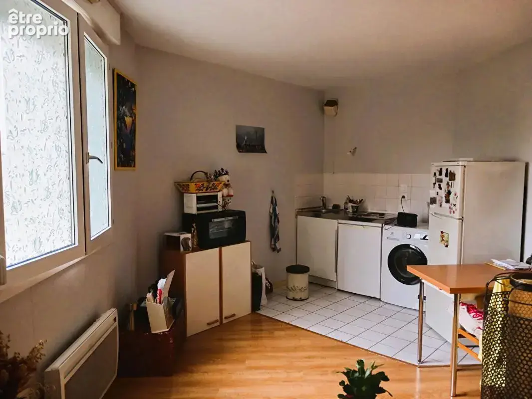 Appartement Lons Le Saunier 2 pièce(s) ascenseur balcon - photo 2