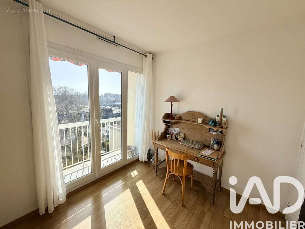 Photo 5 - Appartement à FLEURY-LES-AUBRAIS