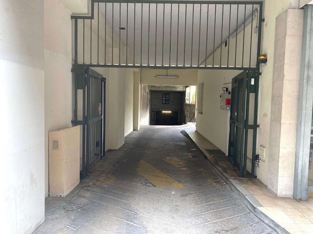 Parking à DIJON