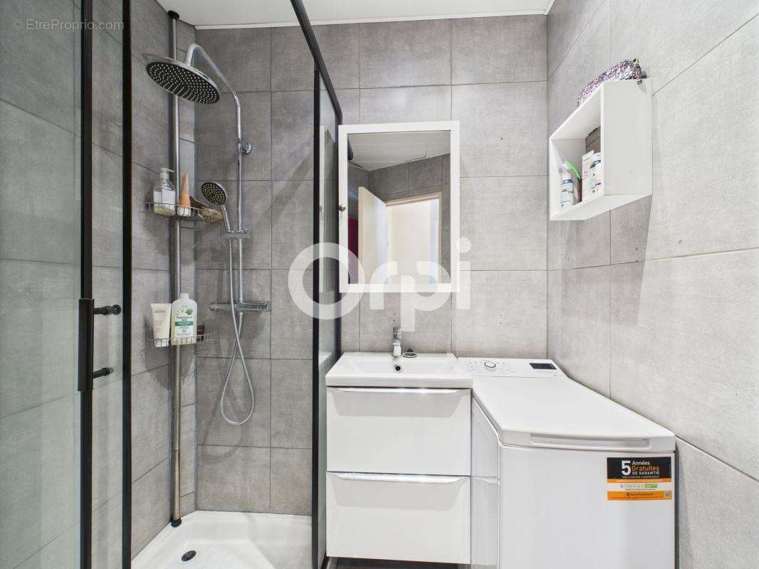 Appartement à MANDELIEU-LA-NAPOULE