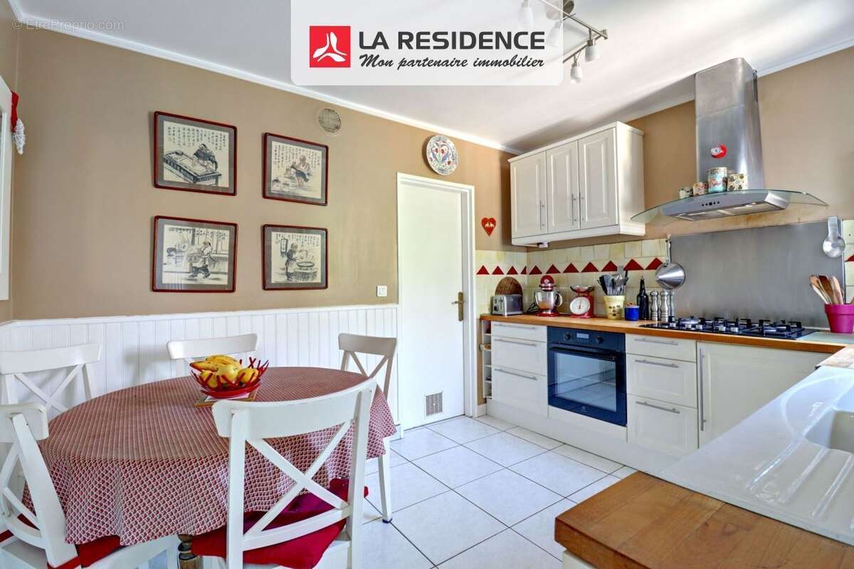 Maison à VERNEUIL-SUR-SEINE