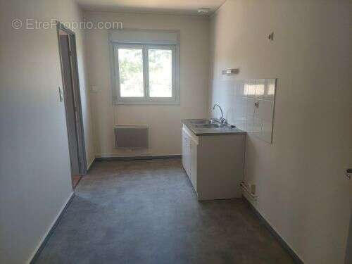 Venez visiter cet agréable pavillon de plain-pied avec 2 chambres ! - photo 3
