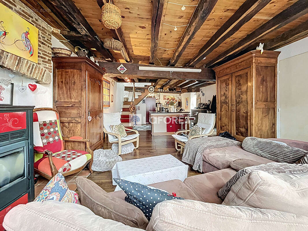 Maison à PARTHENAY