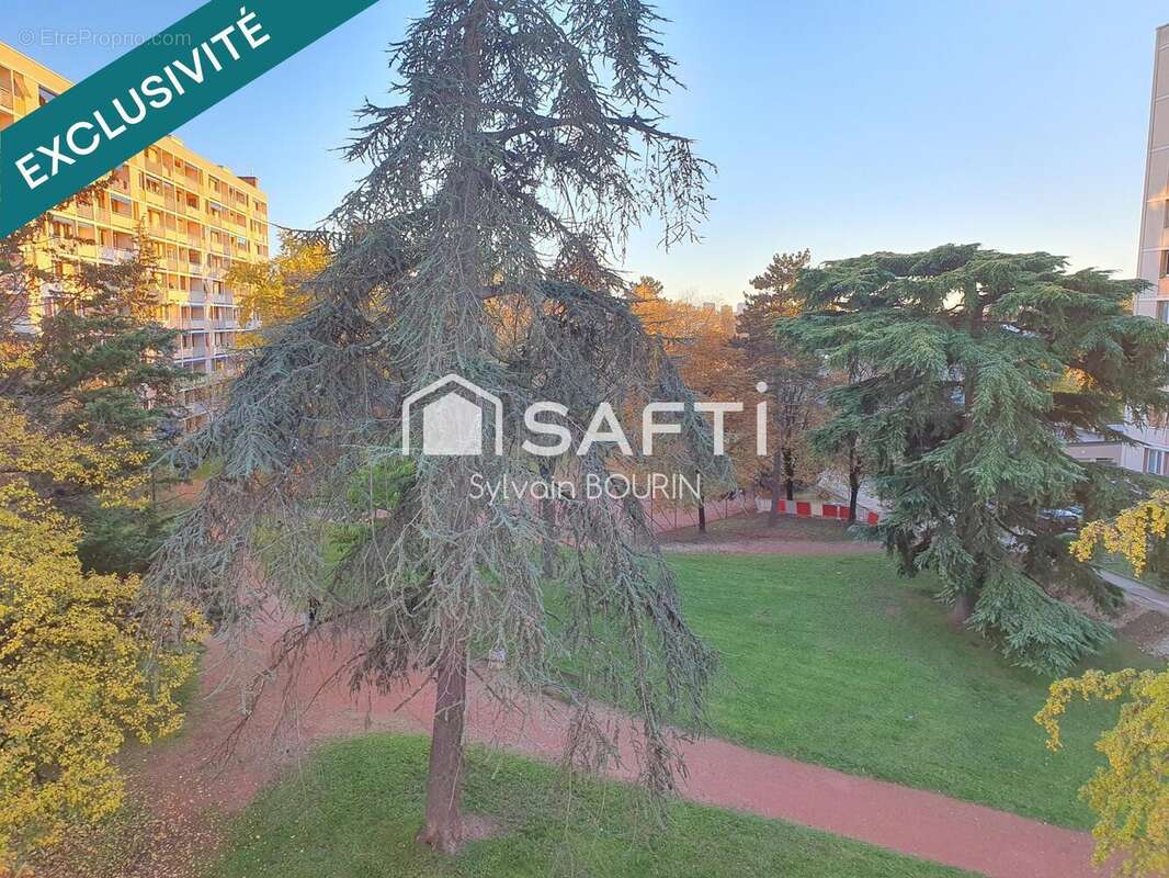 Photo 2 - Appartement à VILLEURBANNE