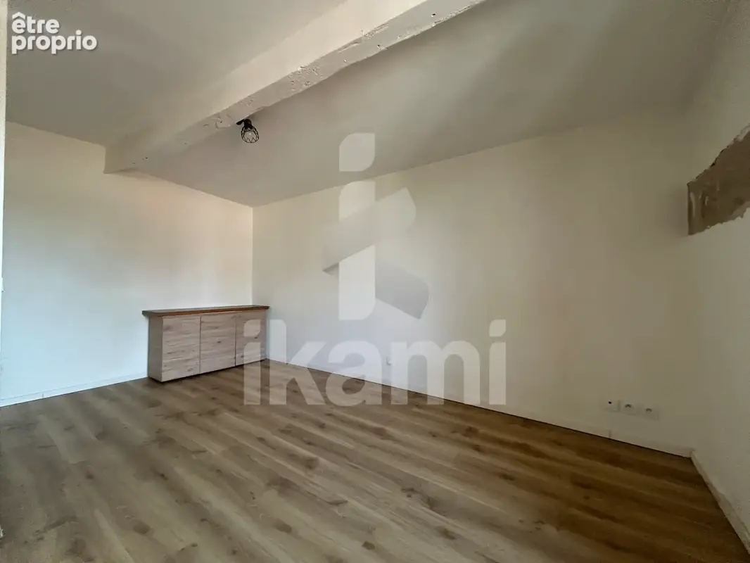Investissement locatif, lot de 3 studios rénovés en centre ville de Bourg de péage - photo 9