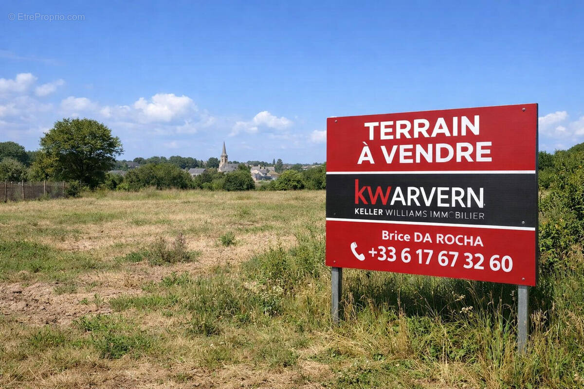 Terrain à RAVEL