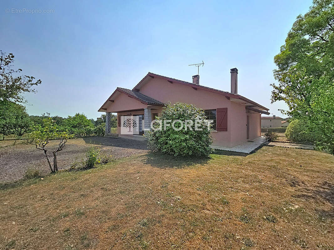Maison de plain pied Proche Orthez 6 pièce(s) 124m² - photo 2