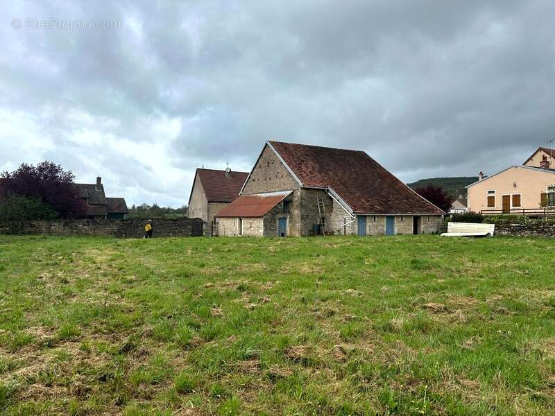 Maison à POUILLY-EN-AUXOIS