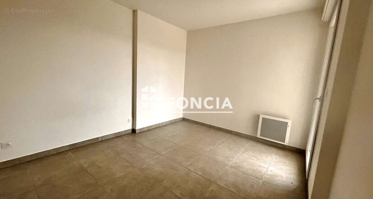 Appartement à MARSEILLE-9E