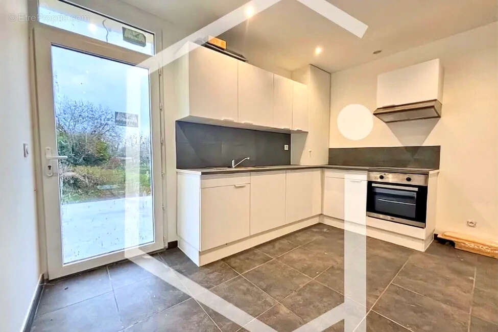 Maison à COSNE-COURS-SUR-LOIRE