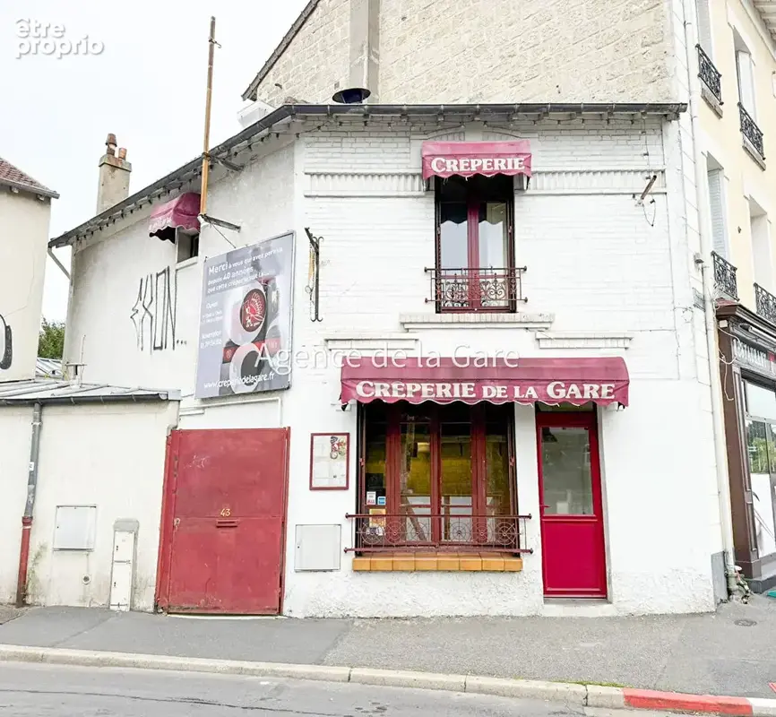 Local commercial / Habitation Restauration ou autre activité Houilles (78800) Centre-ville / Gare - photo 8