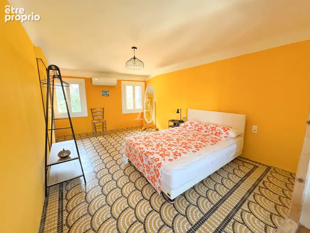 LLAURO : Maison 3 pièces 86.35 m² avec une cour chaleureuse ! - photo 15