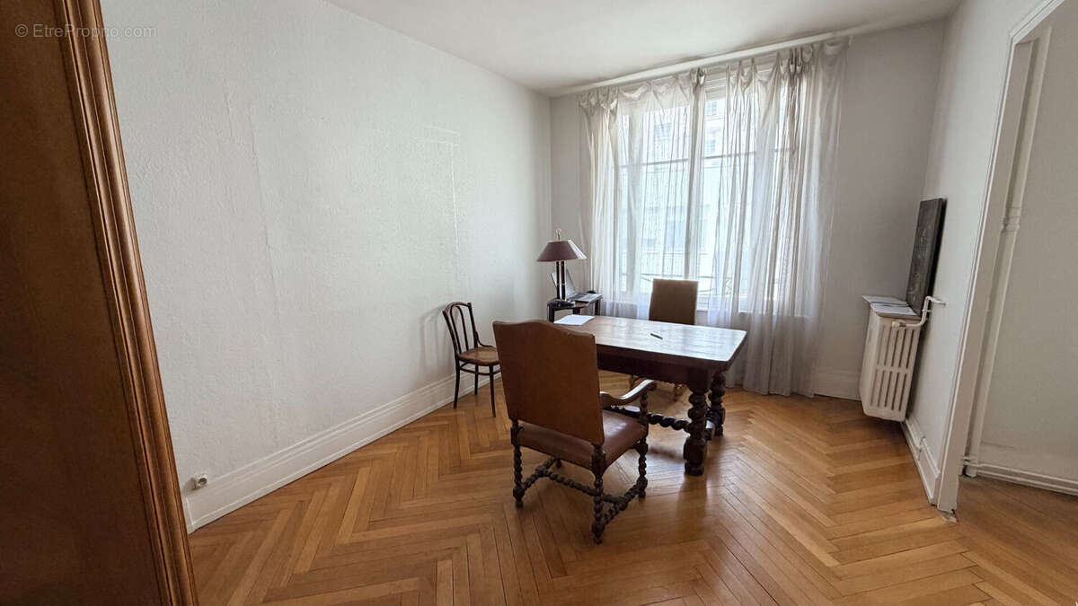 Appartement à LYON-7E