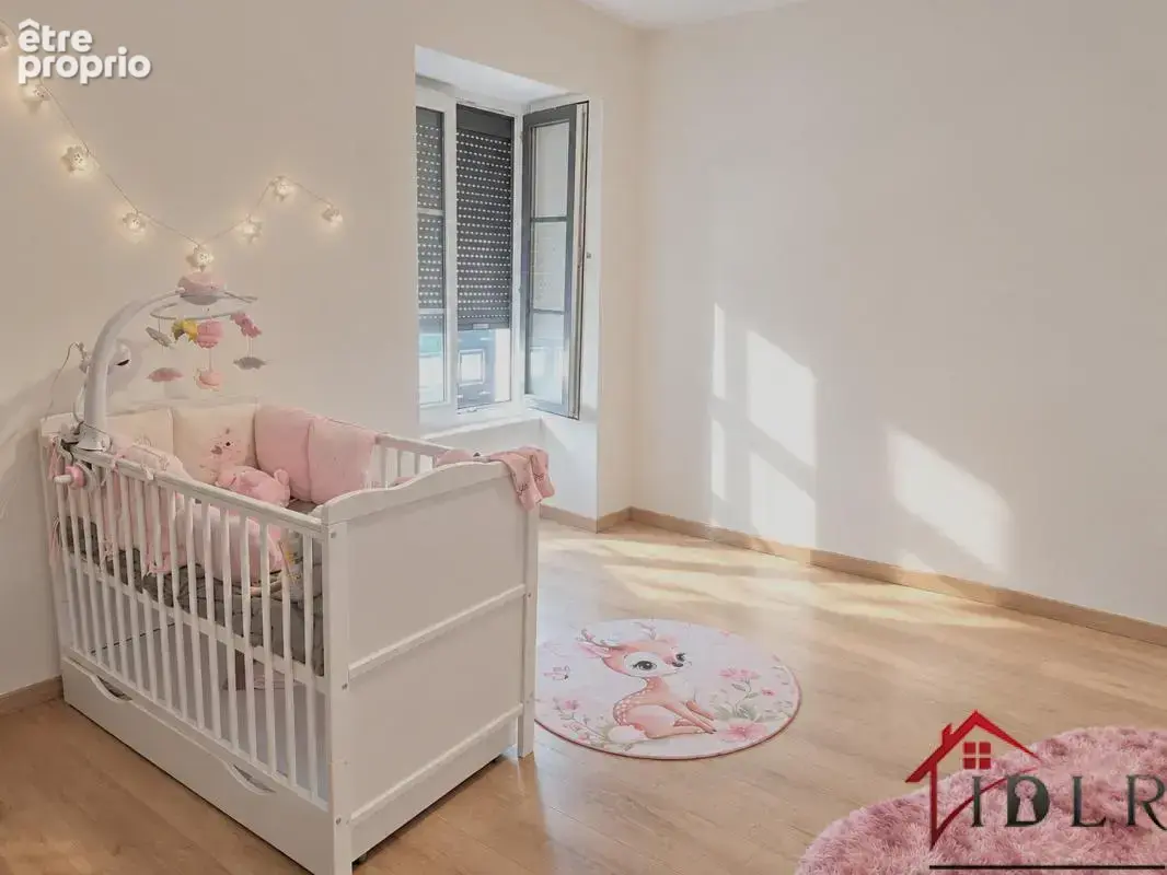 Maison entièrement rénover de 218m2 avec 5 chambres - photo 5