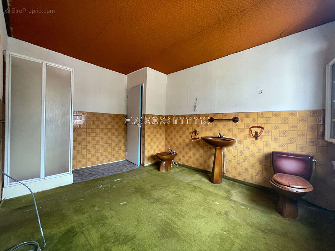 Maison - Centre ville de Malaunay - 3 chambres - Jardin & garage - photo 10