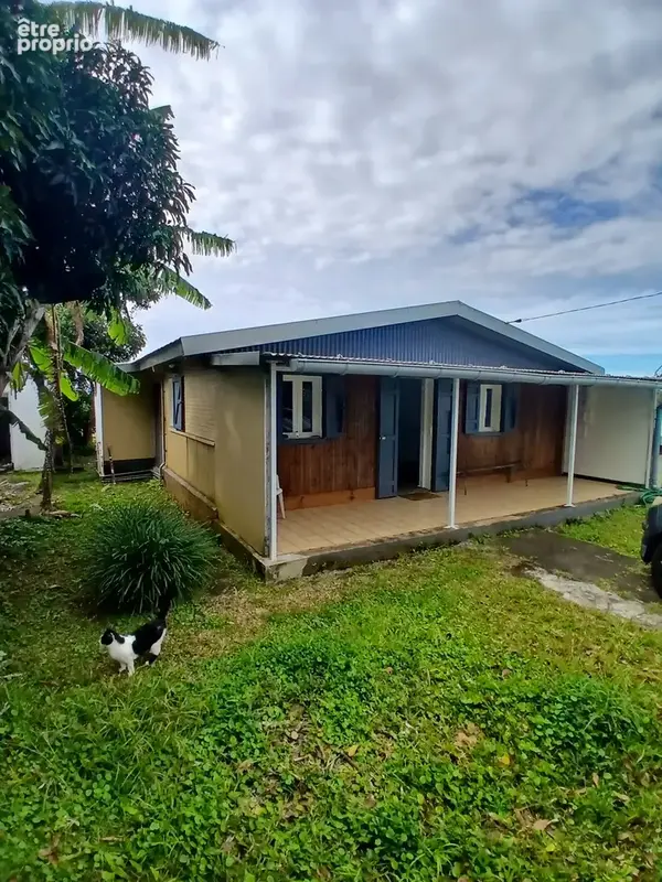 Maison F4 de 73 m2 à Saint Benoit sur terrain 362 m2 - photo 1