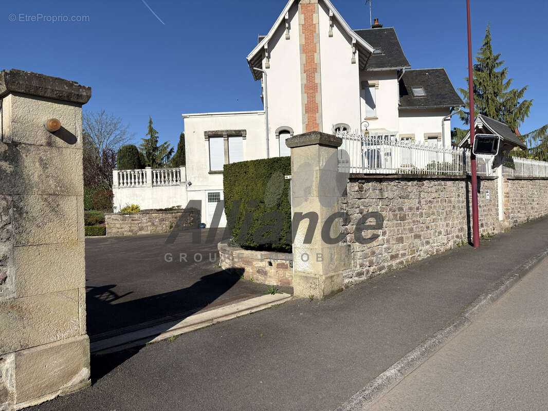 Maison à LUXEUIL-LES-BAINS