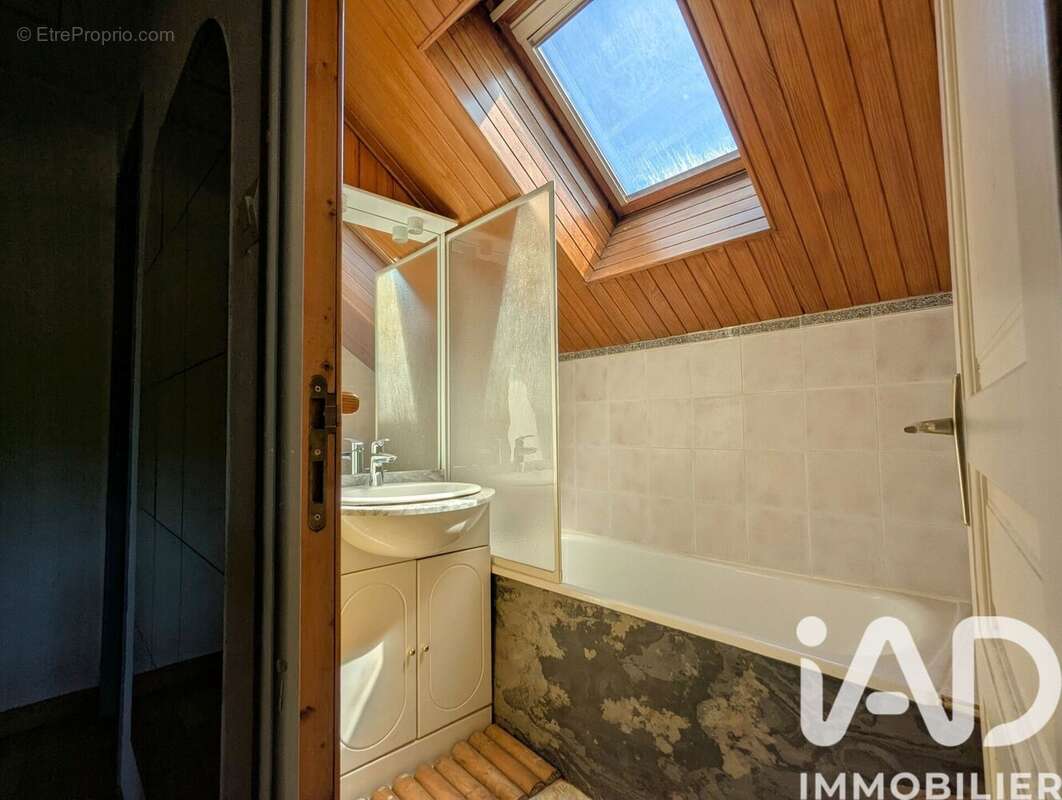 Photo 9 - Maison à ELANCOURT