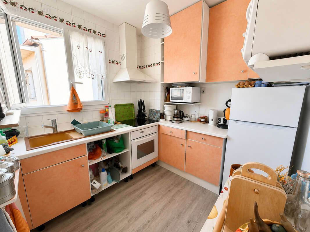 Appartement à SIX-FOURS-LES-PLAGES