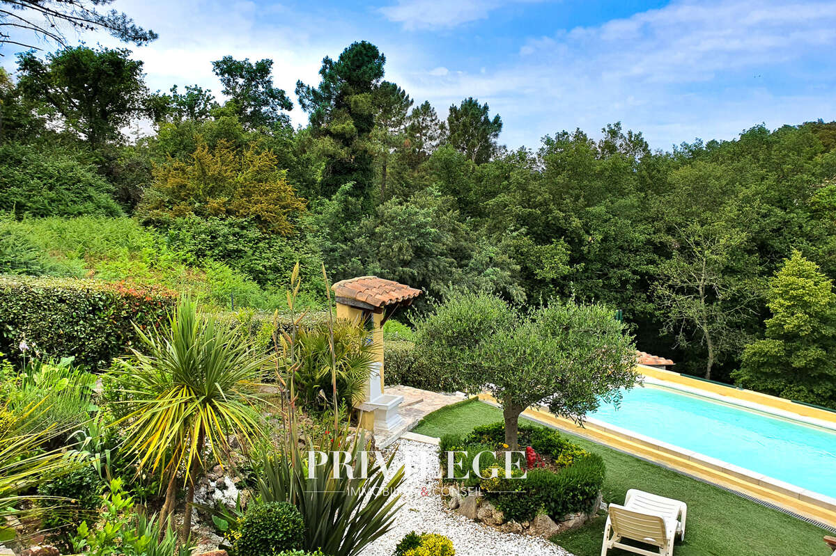 Maison à LES ADRETS-DE-L'ESTEREL