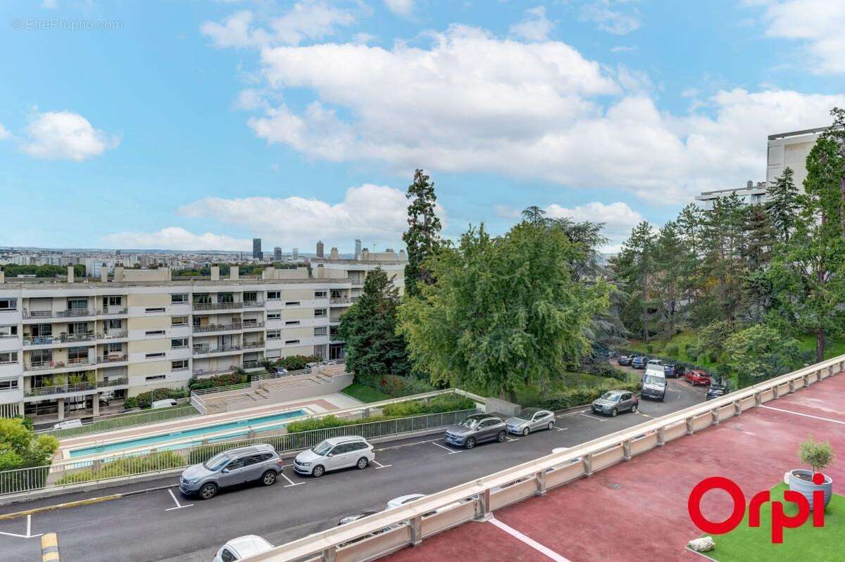 Appartement à CALUIRE-ET-CUIRE