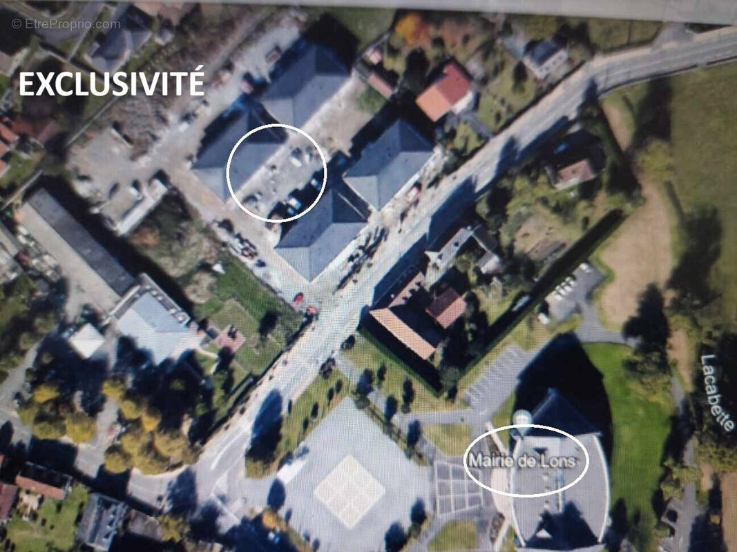 Parking vu du ciel - Parking à LONS