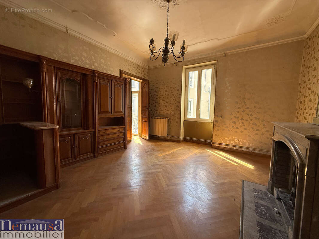 Appartement à NIMES