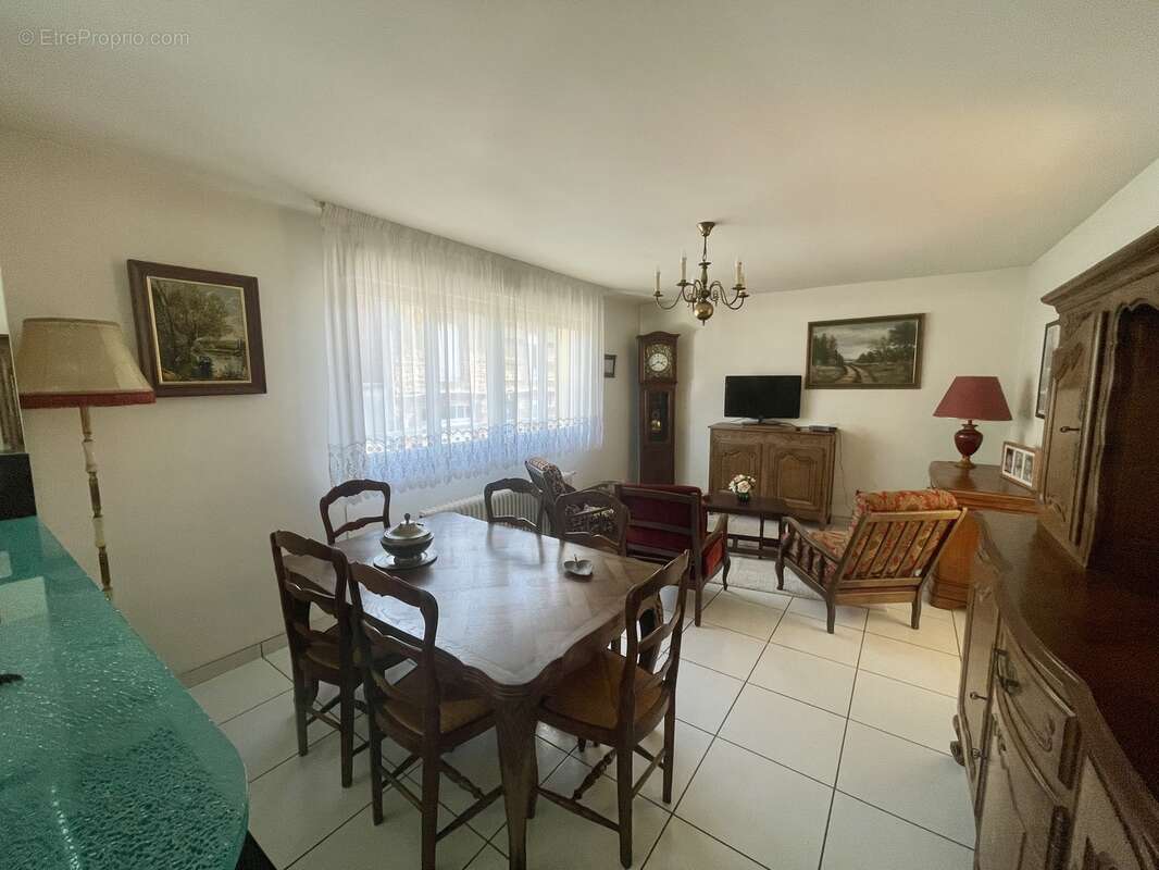 Maison 80 m² à Charleville-Mezieres  - photo 6