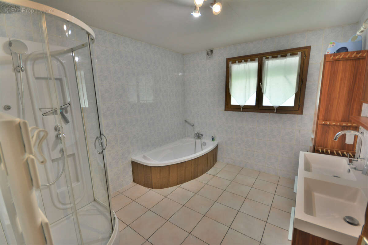 Maison à LES VILLARDS-SUR-THONES