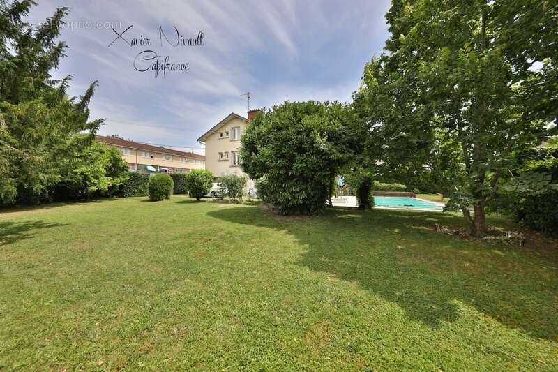 Maison à vendre 7 pièces BOURG EN BRESSE (01) - photo 17