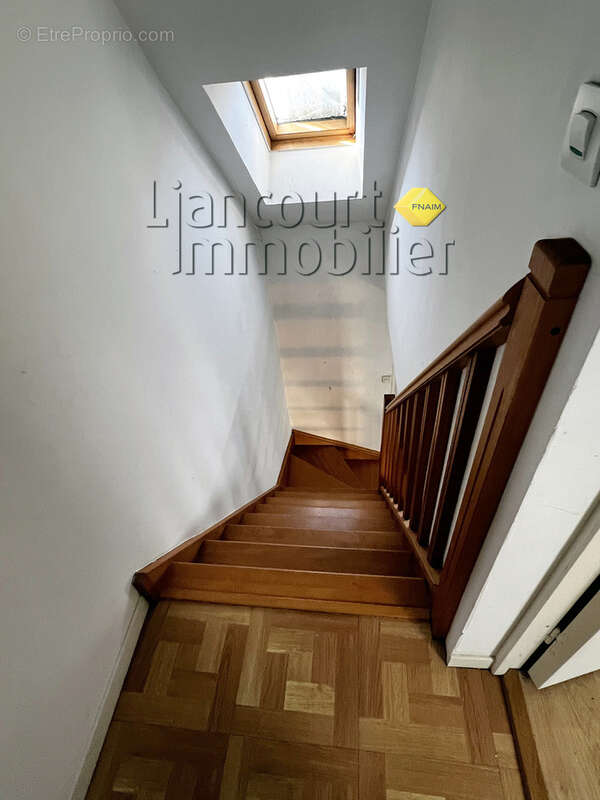 Appartement à LIANCOURT