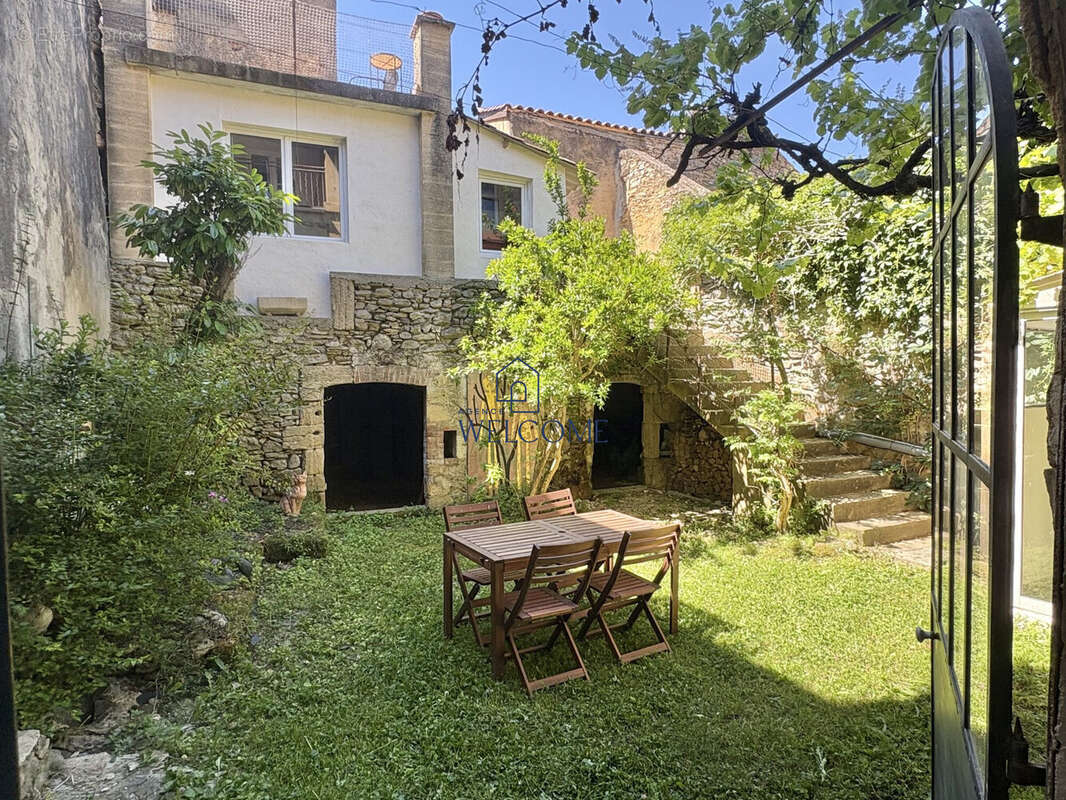 Maison 135 m² à Connaux  - photo 2