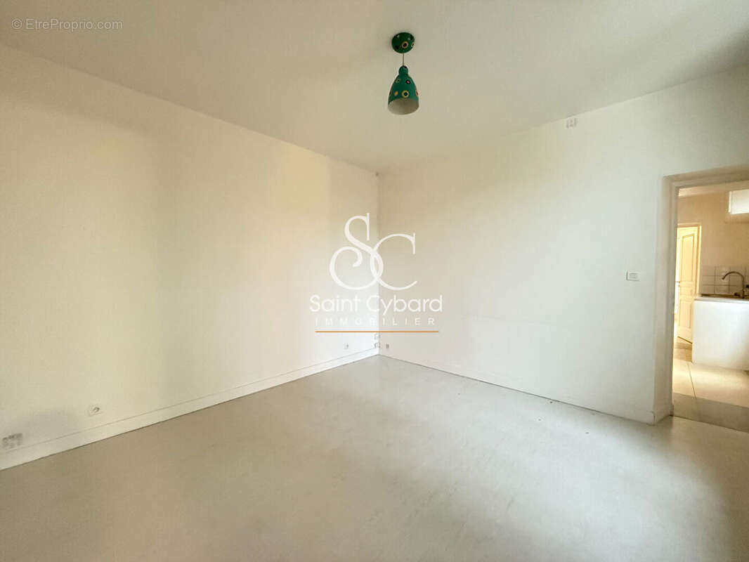 Maison à L&#039;ISLE-D&#039;ESPAGNAC