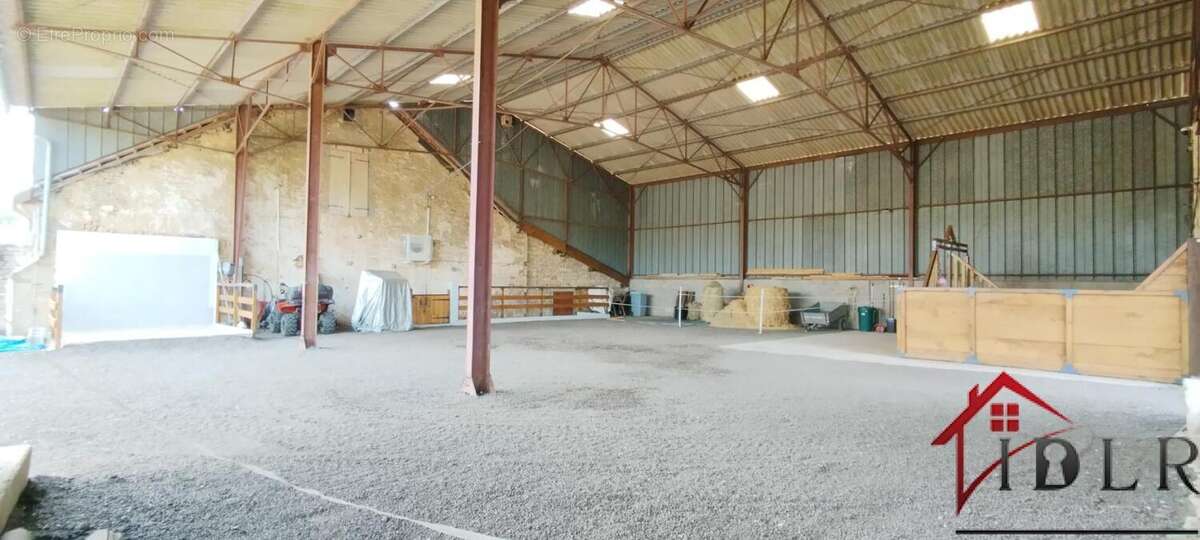 Magnifique corps de ferme avec annexes - photo 17