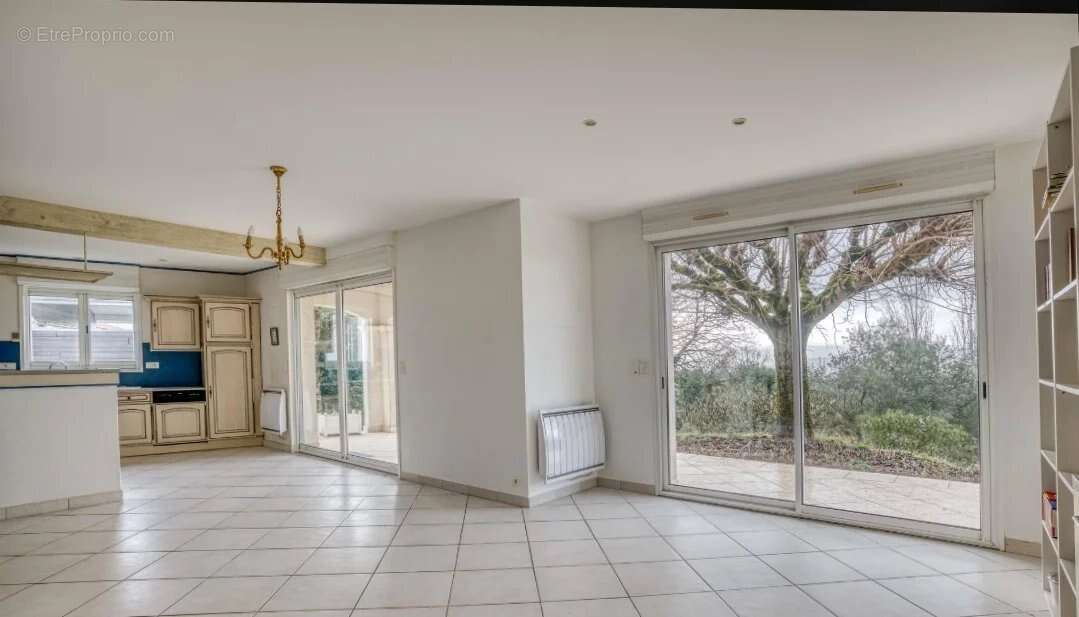 Maison à MONFLANQUIN