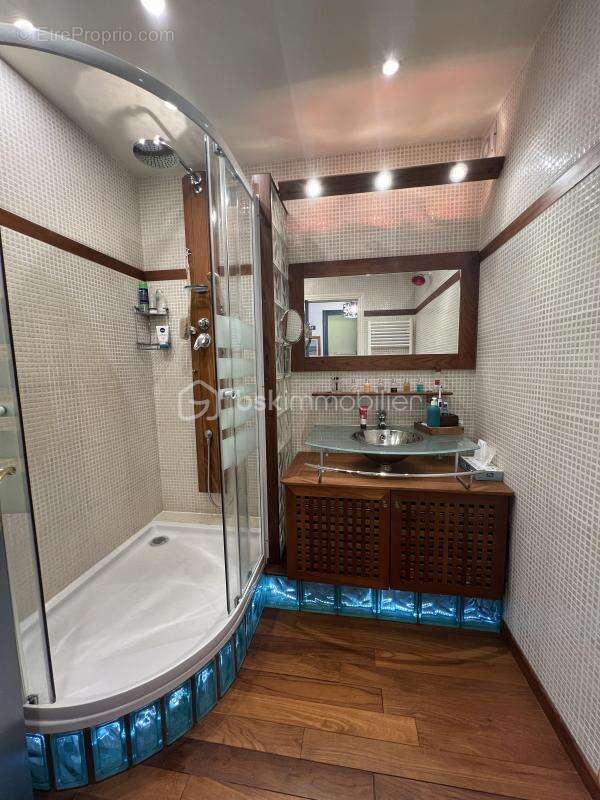 Appartement à CHECY