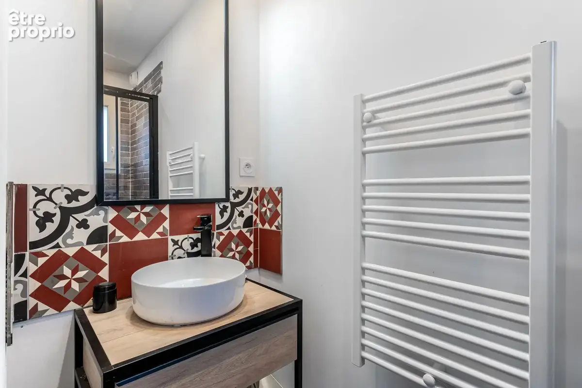 Maison de Village - 165m2, 6 pièces - St Romain au Mt D'Or - photo 10