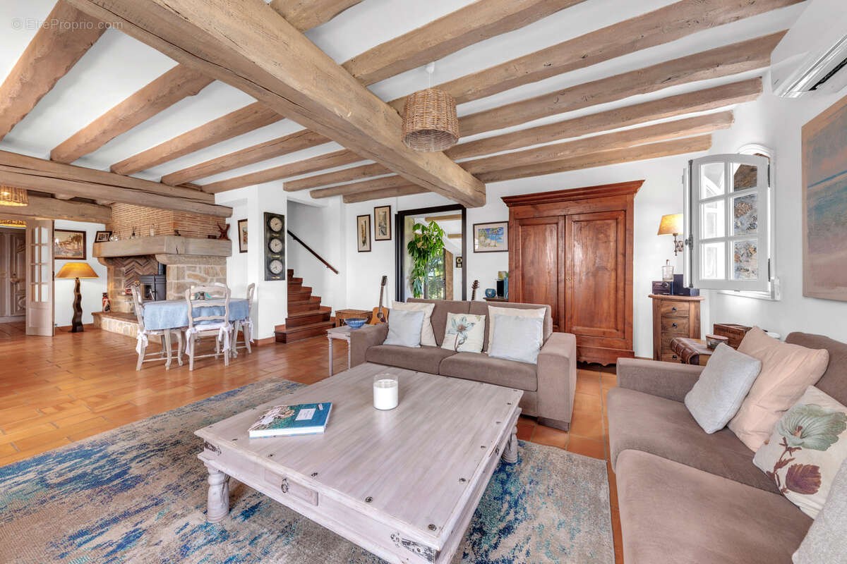 Maison à PEYMEINADE