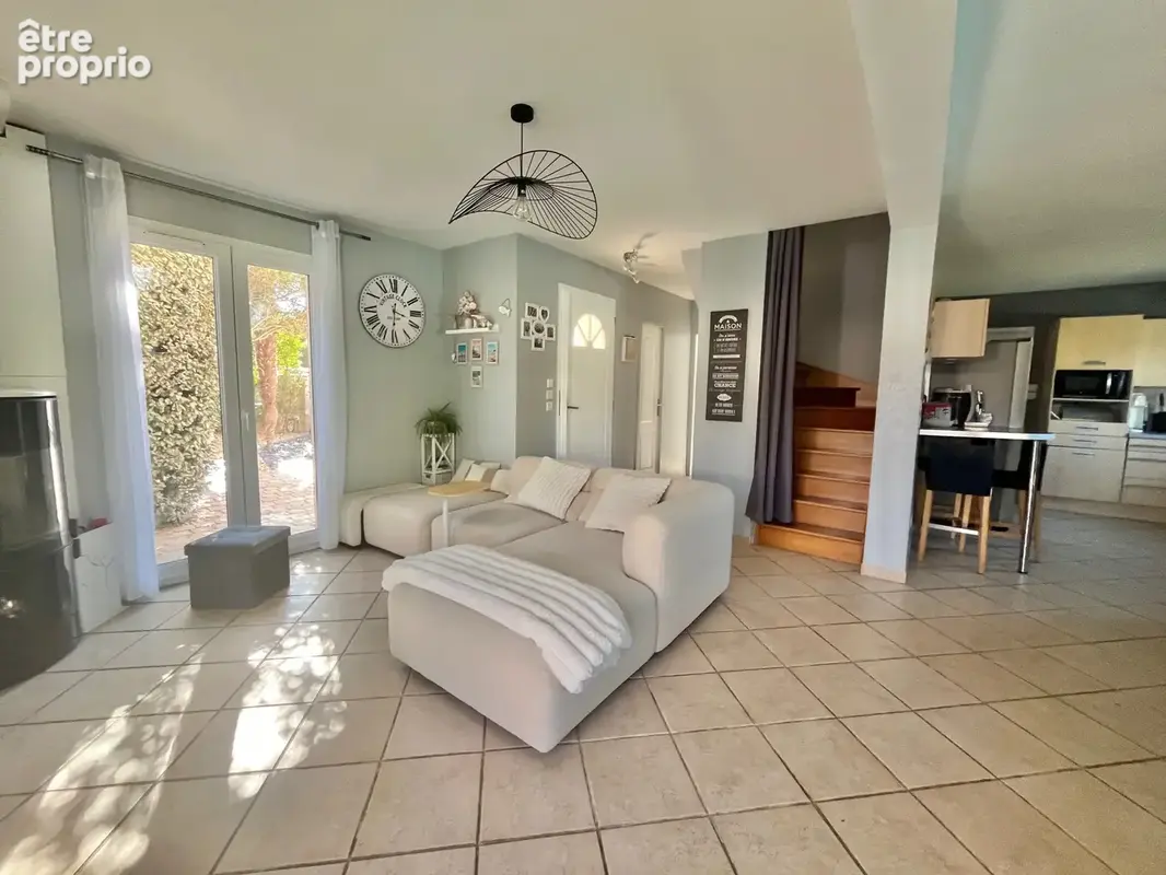 À vendre   saint-lys   maison t6 de 125 m2 avec piscine, garage et jardin arboré - photo 14